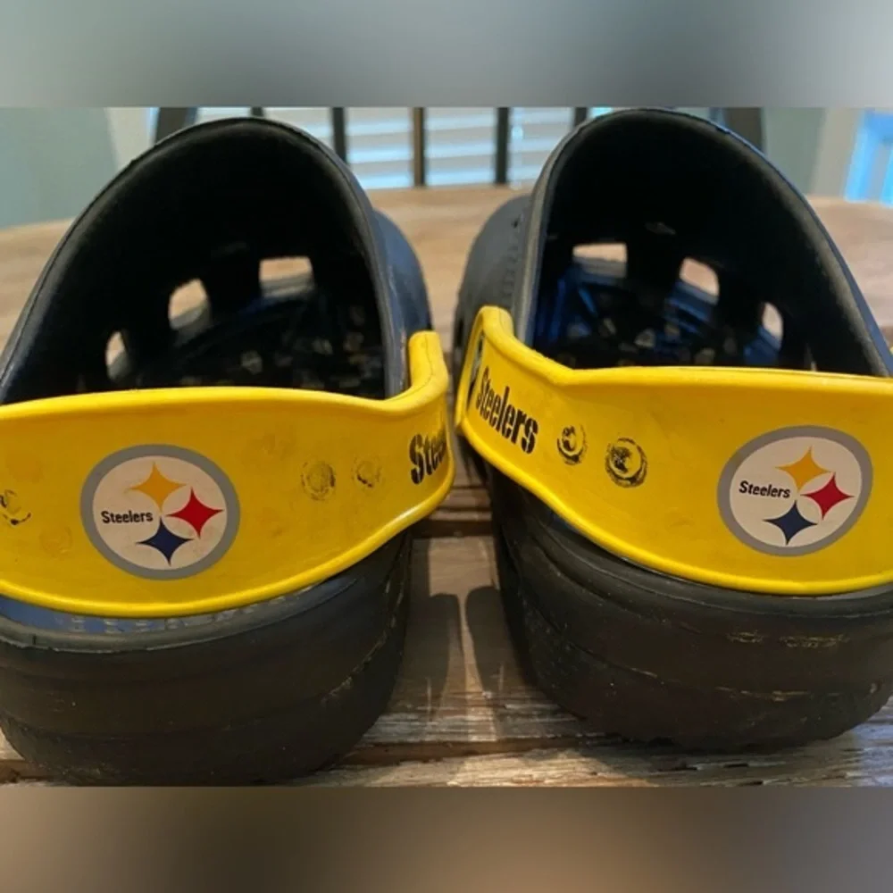 CROCS used steeler’s